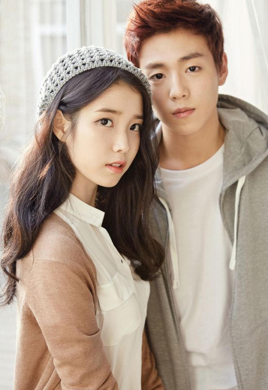 韩国明星李智恩李t雨情侣写真大片