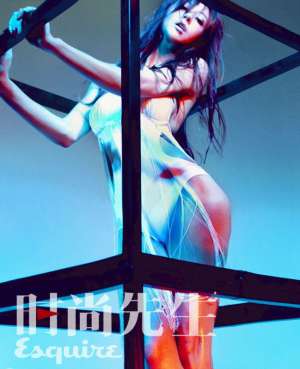 性感女郎周韦彤高清诱人写真
