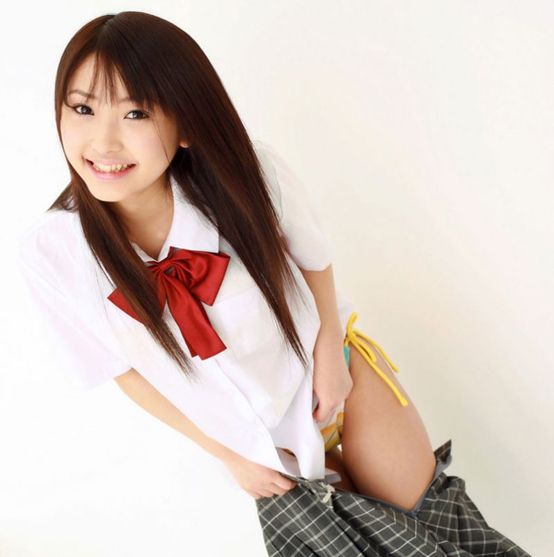 日本制服美女私房高清写真