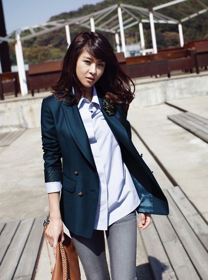 韩国美女河智苑性感写真