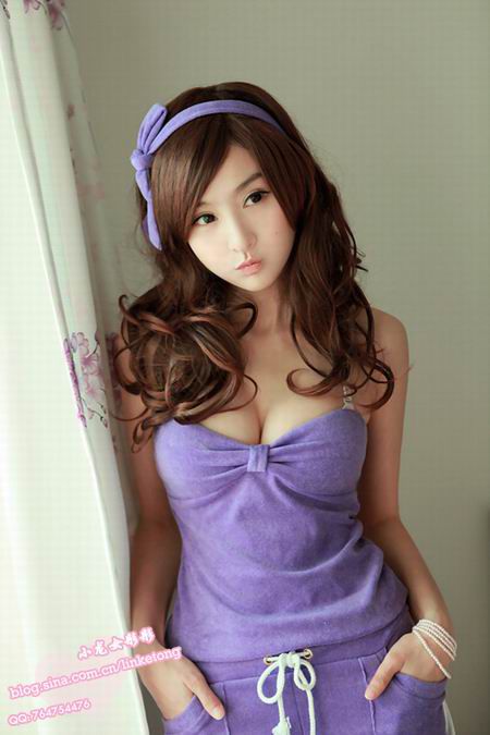 性感美胸美女私房诱惑写真