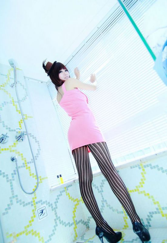 90后性感短裙黑丝美女私房写真