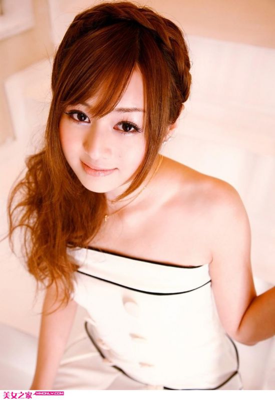 可爱美女睡衣私房迷人照