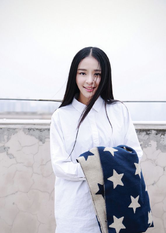 李莎F子清新唯美写真照
