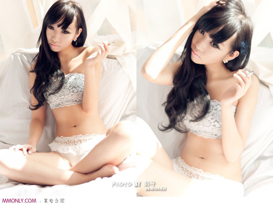 甜美可爱美女私房秀美腿写真