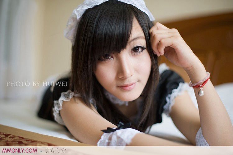 可爱短裙美女私房迷人写真