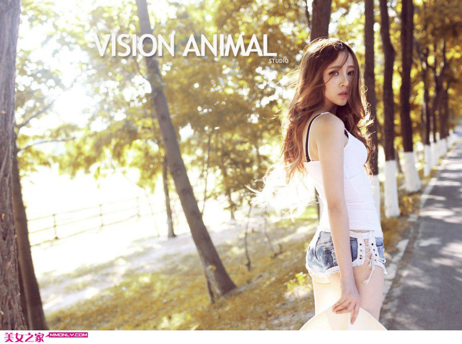 小清新牛仔裤美女杨雅熙户外写真