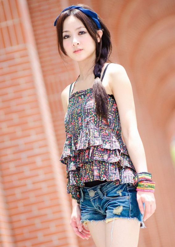 清纯甜美美眉小清新迷人写真