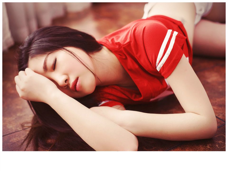 90后足球宝贝私房性感写真