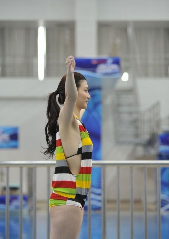 星跳水立方李彩桦性感比基尼图片