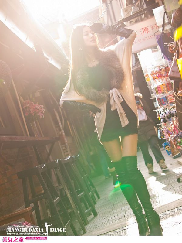 时尚清纯美女高清写真