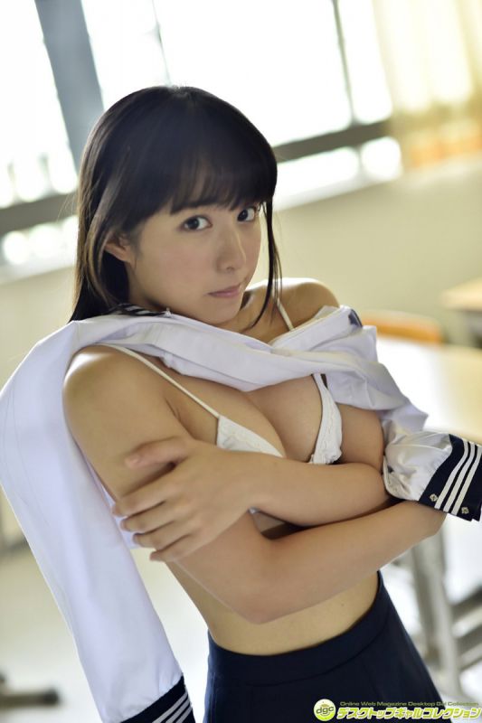 性感尤物前田美里美胸诱惑图