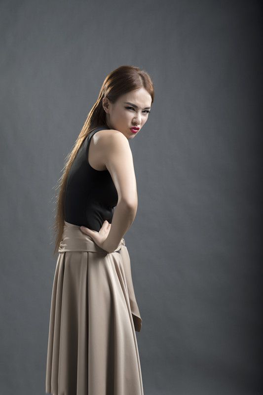 蔡妍性感红唇女王范高清写真