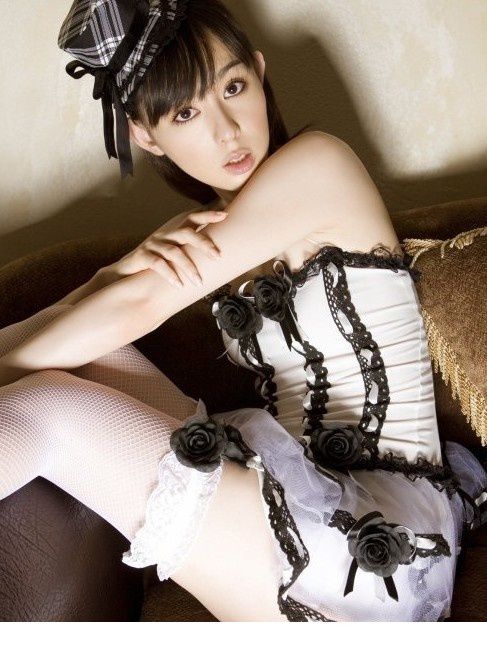 秋山莉奈制服丝袜高清写真