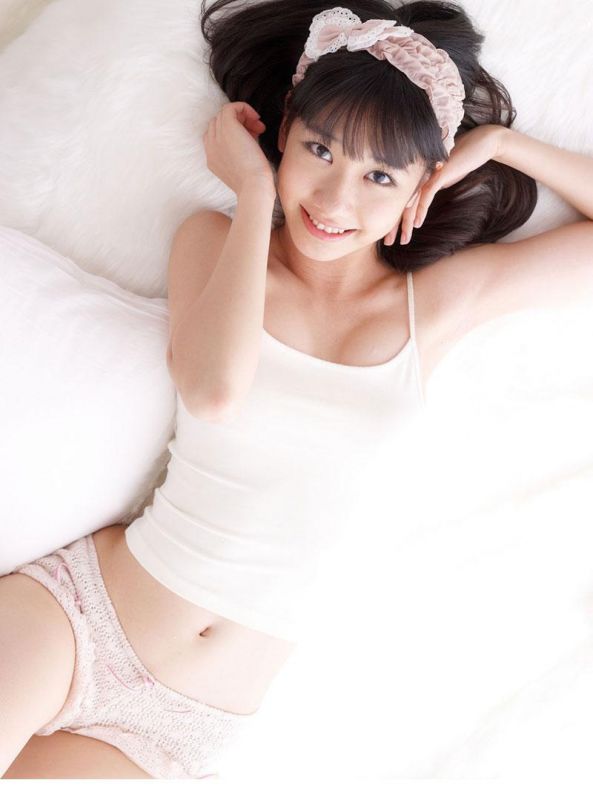 清纯甜美美女私房高清写真