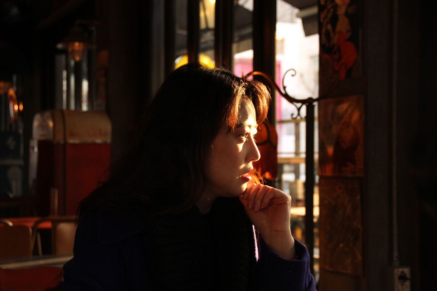 周海媚冬日时尚街头高清写真