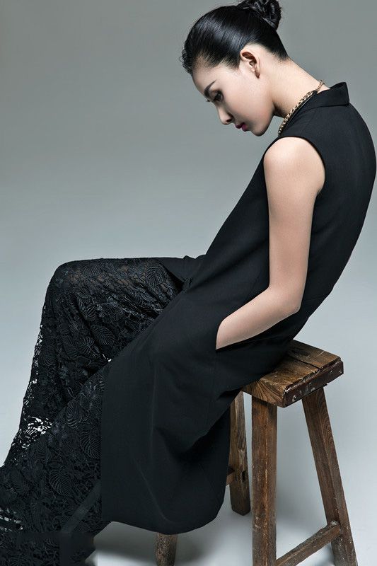 贾青性感红唇个性时尚高清写真