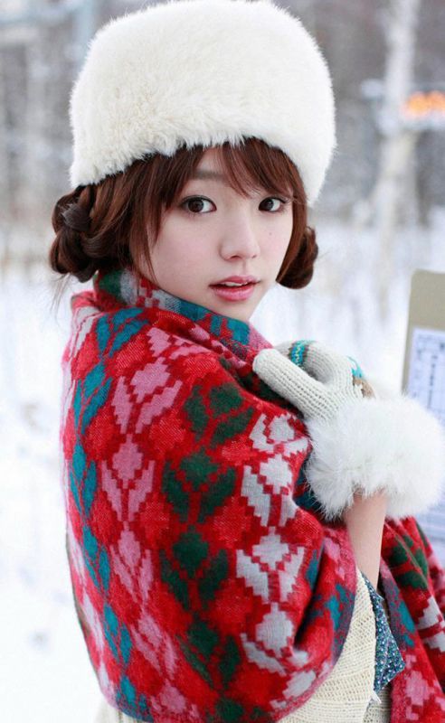 大胸女优筱崎爱性感制服写真