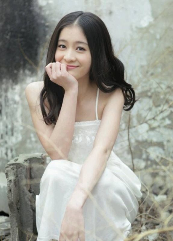 新生代女星张雪迎唯美写真