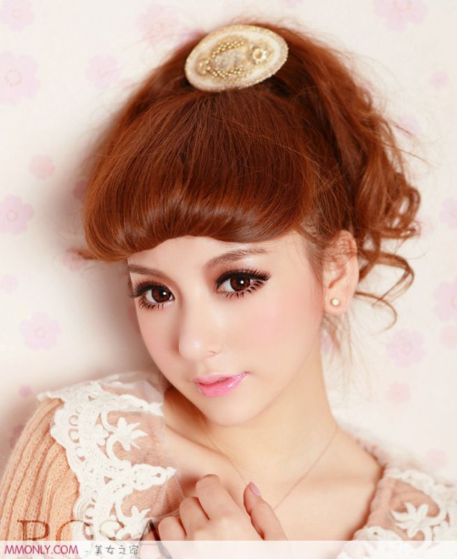 养眼甜美美女私房写真