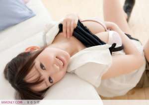 性感美胸美女私房内衣诱人写真