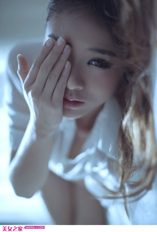 90后清新美女私房高清写真
