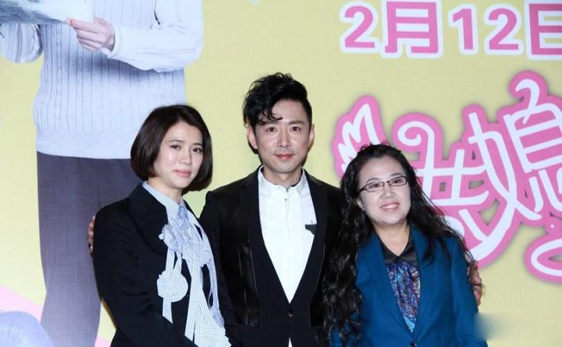 短发女星袁咏仪高清活动照