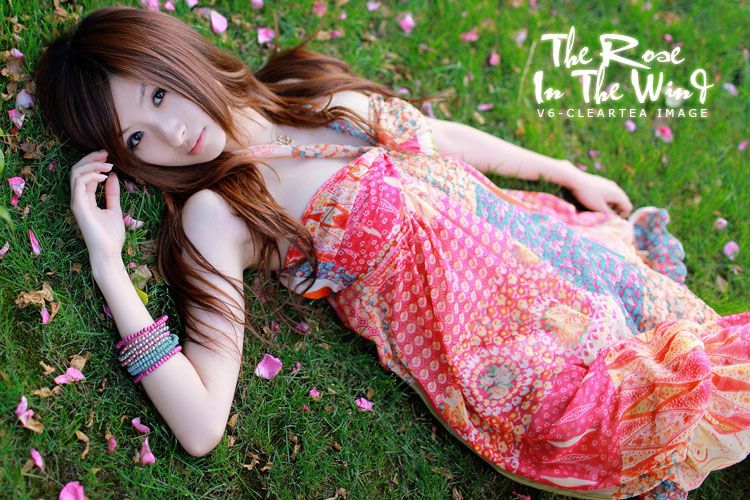 清纯校花小清新户外写真