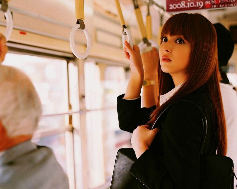 性感尤物佐佐木希制服高清写真