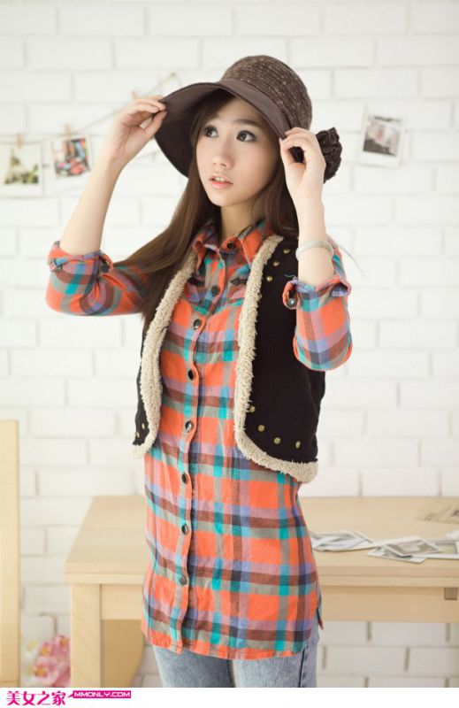 可爱卖萌美女周倩雅高清写真