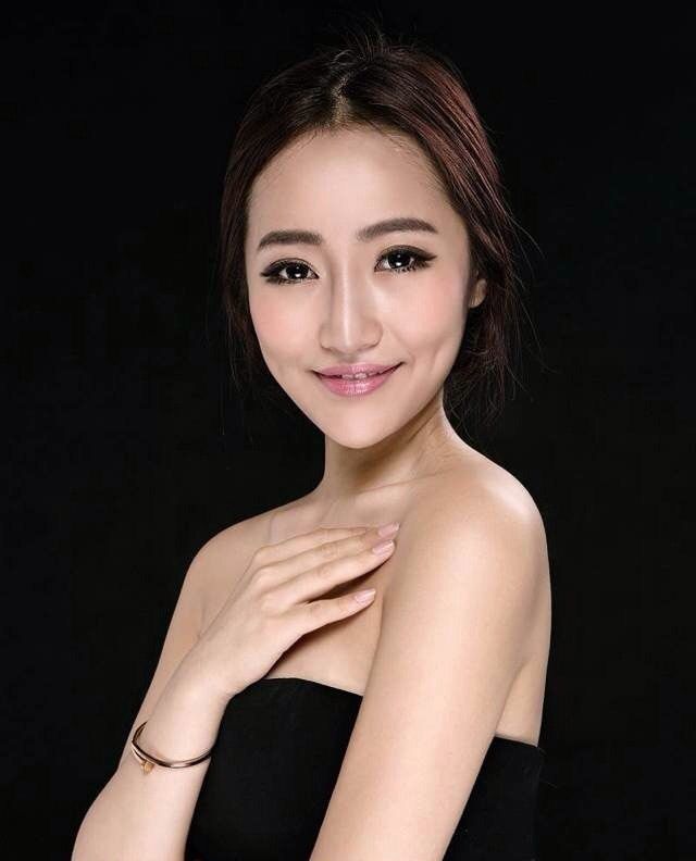 王梦婷性感内衣诱惑写真