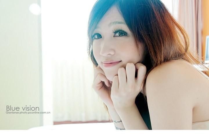 甜美可爱美女私房迷人写真