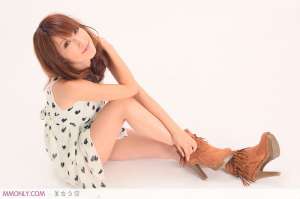 日本90后美女可爱迷人写真