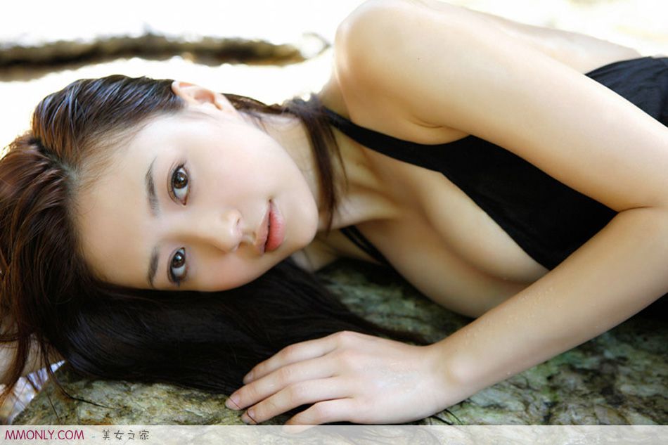 性感白色内衣美女私房高清写真