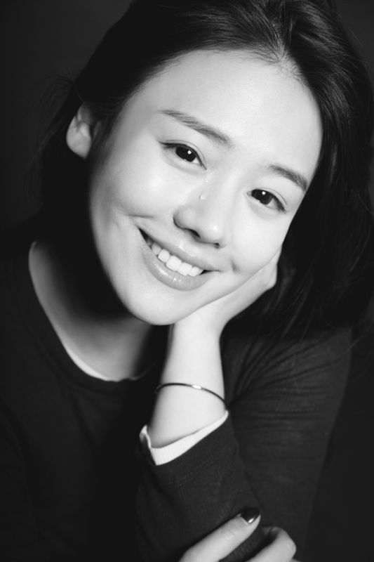 马思纯黑白青春高清写真