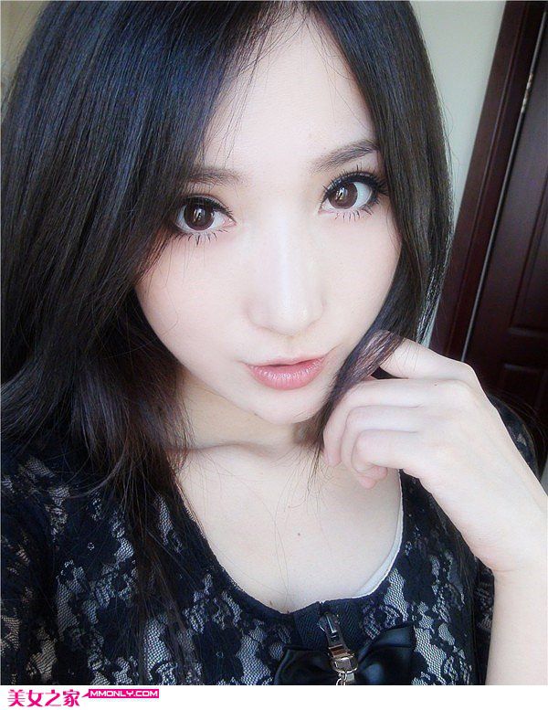性感美女模特私房自拍照