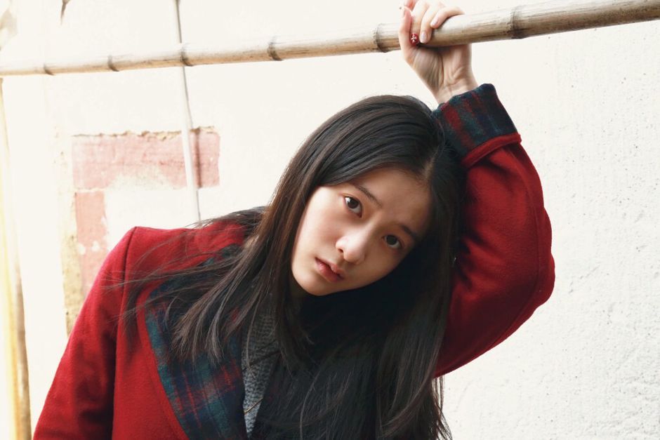 素颜美女张雪迎清纯迷人外拍