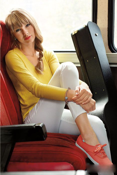 美国女歌手泰勒・斯威夫特高清写真