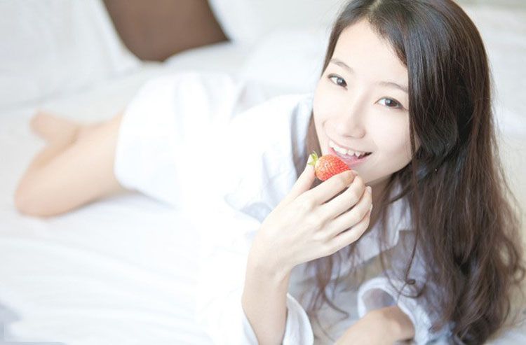 清纯可人美女私房写真