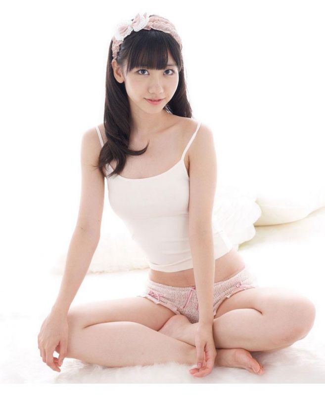清纯甜美美女私房高清写真