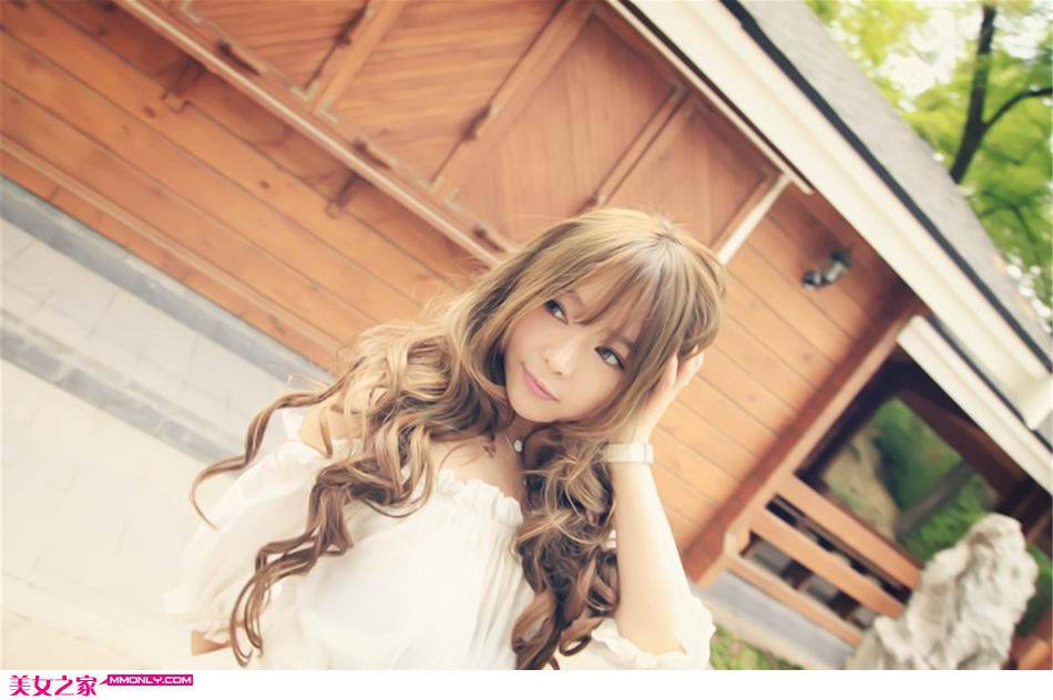 紫绮原小清新户外迷人写真