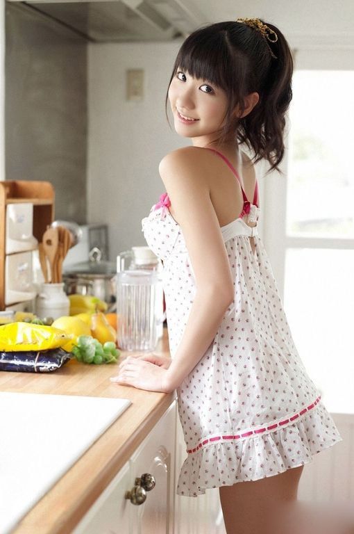 渡边麻友素颜居家高清写真