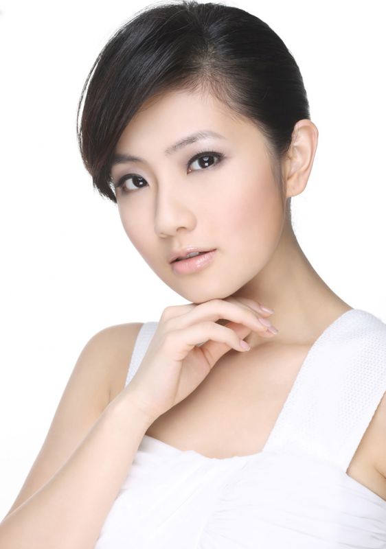 人气美女组合SHE清新写真