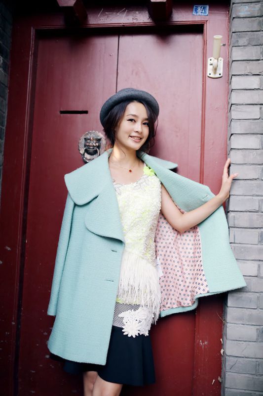 清纯美女李沁高清时尚写真