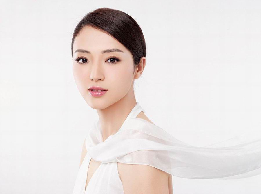 甜美女星董璇高清写真