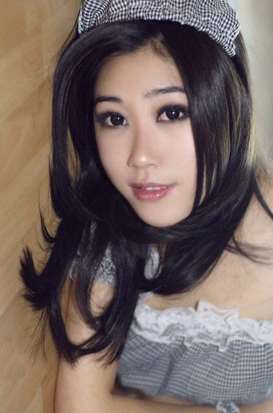 马萍彦媚诱惑内衣私房写真