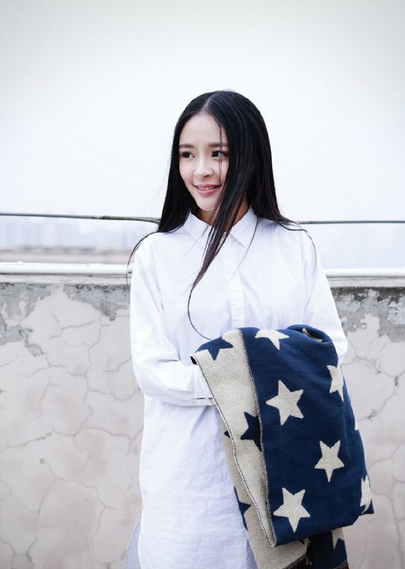 李莎F子清新唯美写真照