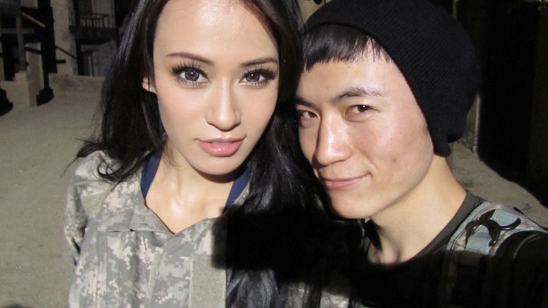 母其弥雅性感比基尼诱人写真