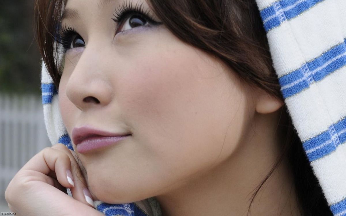 模特诸葛梓岐唯美白纱迷人写真