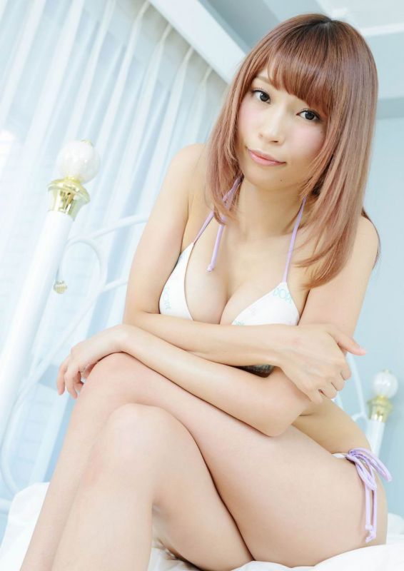 日本内衣美臀美女寿埃里卡私房写真